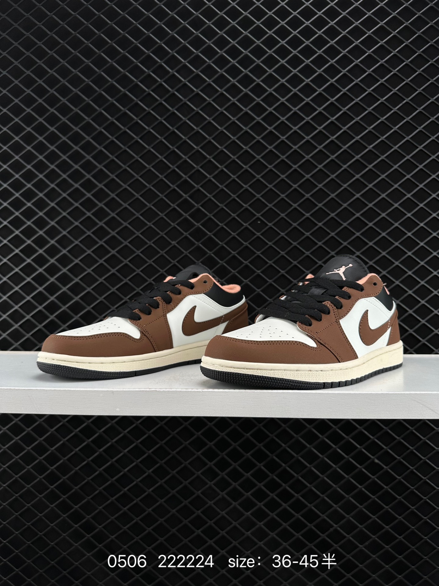 Air Jordan 1 Low AJ1